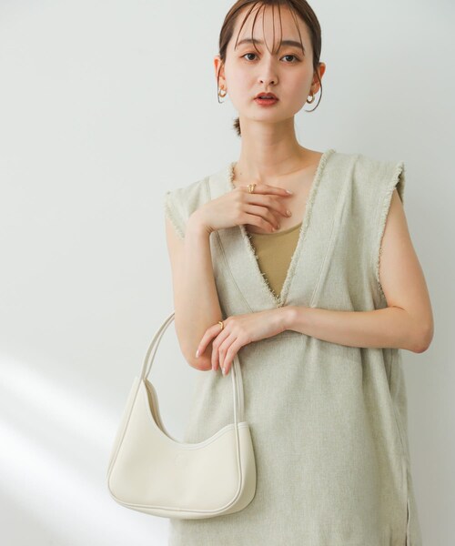 SENSE OF PLACE by URBAN RESEARCH（センスオブプレイスバイアーバンリサーチ）の「ラウンドハンドバッグ（ハンドバッグ・レディース・BLUE/IVORY/BLACK・one/One）」の6枚目の写真