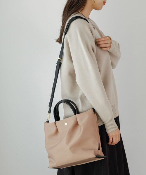 URBAN RESEARCH Sonny Label（アーバンリサーチサニーレーベル）の「『別注』Legato largo×Sonny Label　肩楽2WAYショルダーバッグ（ショルダーバッグ・レディース・ブラック/ネイビー/ベージュ・one）」の18枚目の写真