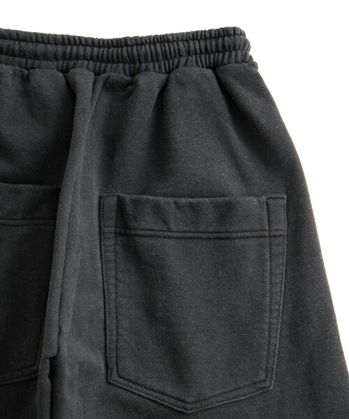ADAM ET ROPE'（アダムエロペ）の「【NVRFRGT/ネヴァーフォーゲット】 3D TWISTED LOUNGE WIDE PANTS（その他パンツ・メンズ・ブラック/レンガ・1/2）」の8枚目の写真