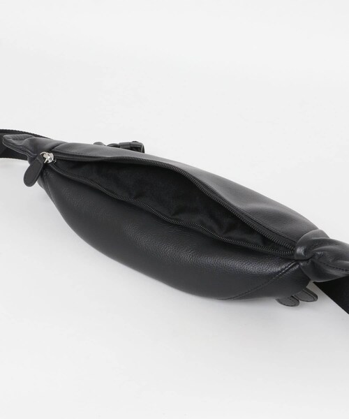 RODE SKO（ロデスコ）の「レザーボディバッグ（ボディバッグ/ウエストポーチ・メンズ・GREIGE/BLACK・one）」の9枚目の写真