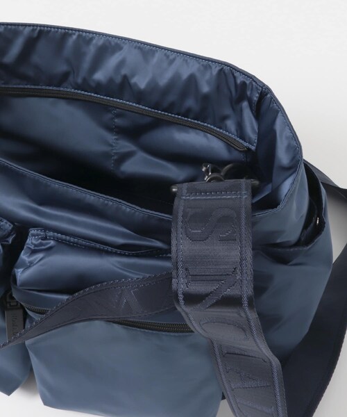 URBAN RESEARCH（アーバンリサーチ）の「NOMADIS　BASQUE PK/SLD（ショルダーバッグ・レディース・BLACK/BROWN/NAVY・-）」の15枚目の写真