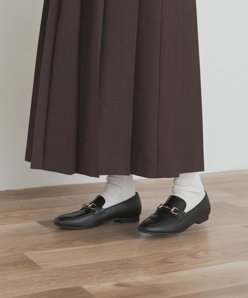 URBAN RESEARCH DOORS（アーバンリサーチドアーズ）の「ビット付きローファー（パンプス・レディース・CAMELBROWN/BLACK・36/37/38）」の4枚目の写真