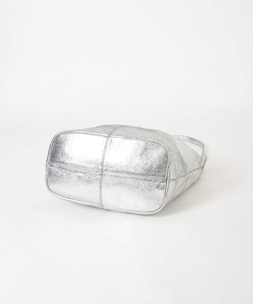 URBAN RESEARCH(アーバンリサーチ)の「Morphee 3WAY MEDIUM TOTE(SHORT)(トートバッグ・メンズ・SILVER・FREE)」の5枚目の写真