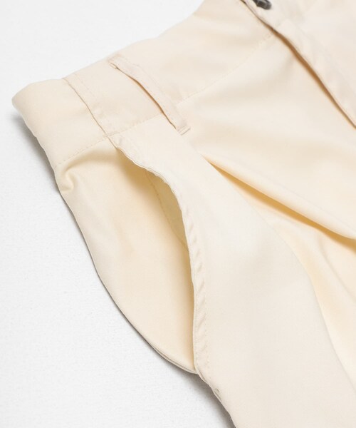 SENSE OF PLACE by URBAN RESEARCH(センスオブプレイスバイアーバンリサーチ)の「ワイドカーゴショートパンツ(その他パンツ・メンズ・IVORY/BLACK/CHARCOAL・M/L)」の13枚目の写真
