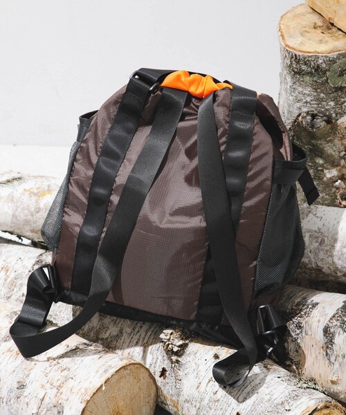 EKAL（エカル）の「『別注』Caribou Mountaineering×EKAL　L.WEIGHT PACKTOTE（トートバッグ・メンズ・BLACK/BROWN・one）」の14枚目の写真