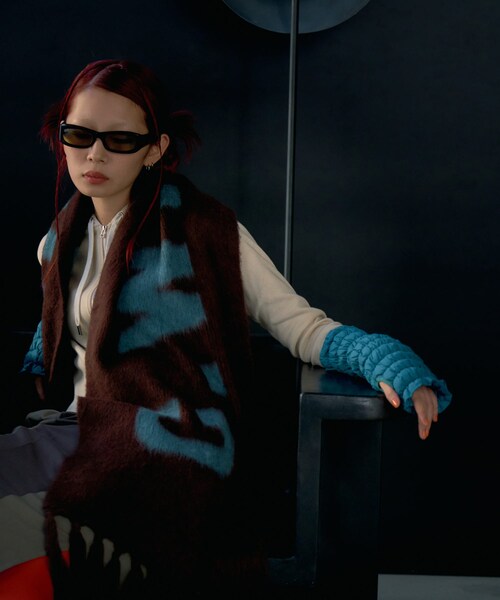 THE GOODLAND MARKET（ザグッドランドマーケット）の「cwtch　RWS Wool fringe Scarf（マフラー・レディース・BROWN/BLUE/GRAY・FREE）」の13枚目の写真