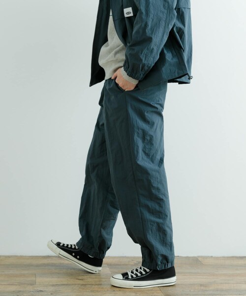 ITEMS URBANRESEARCH（アイテムズ アーバンリサーチ）の「ddp　Nylon Wide Pants（その他パンツ・メンズ・BLK/IVO/BLU・M/L）」の19枚目の写真