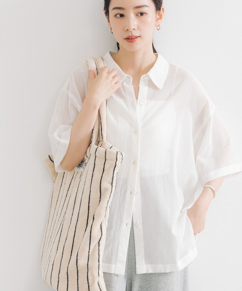 URBAN RESEARCH(アーバンリサーチ)の「コットンカラミシアーオーバーシャツ(シャツ/ブラウス・レディース・BLACK/OFF・FREE)」の1枚目の写真