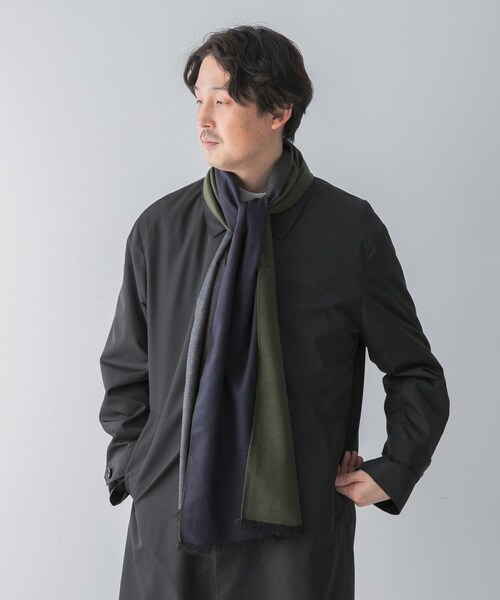 URBAN RESEARCH DOORS（アーバンリサーチドアーズ）の「LIFE STYLE TAILOR　シルクリバーシブルマフラー（マフラー・メンズ・02NVY-BLU/04GRN-CCL/01CCL-BLK/03BRN-BEG・-）」の20枚目の写真