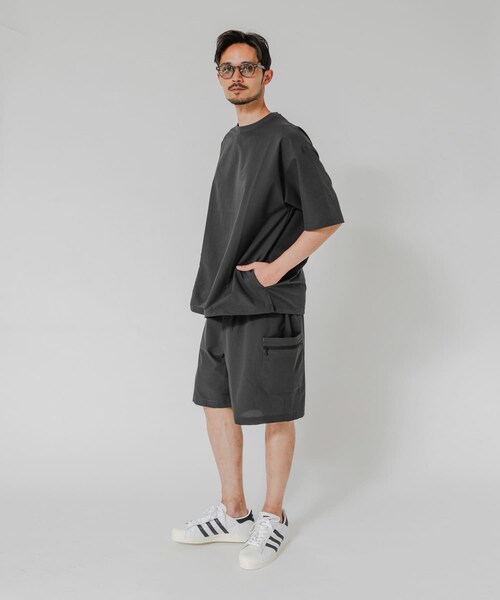 URBAN RESEARCH（アーバンリサーチ）の「『洗濯可/防シワ/撥水』COOL DOTS SHORT-SLEEVE T-SHIRTS（Tシャツ/カットソー・メンズ・BLACK/CHARCOAL/NAVY・M/L）」の16枚目の写真