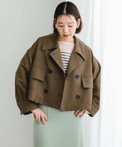 URBAN RESEARCH ROSSO（アーバンリサーチロッソ）の「F by ROSSO　ビッグカラーダブルショートコート（テーラードジャケット・レディース・BEIGE/BROWN・FREE）」の7枚目の写真