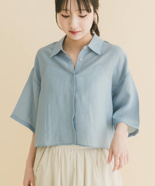 ITEMS URBANRESEARCH(アイテムズ アーバンリサーチ)の「ドットボタンハンソデシアーシャツ(シャツ/ブラウス・レディース・OFF/BLK/BRN/BLU・Free)」の4枚目の写真