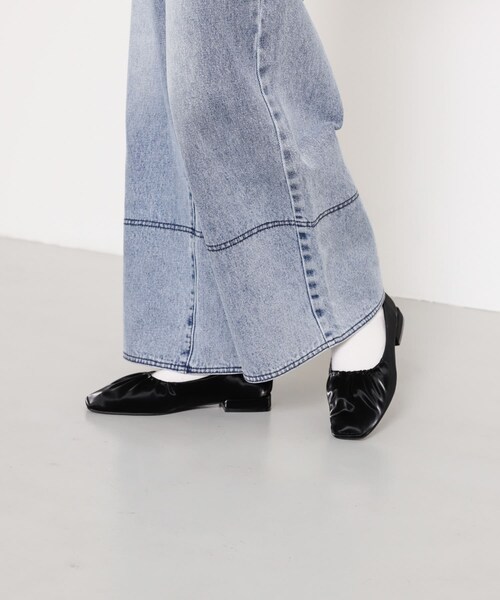 SENSE OF PLACE by URBAN RESEARCH（センスオブプレイスバイアーバンリサーチ）の「シャイニーギャザーフラットシューズ（パンプス・レディース・YELLOW/BLACK/CHARCOAL・S/M/L）」の7枚目の写真