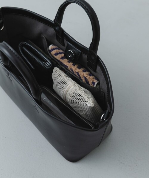 SENSE OF PLACE by URBAN RESEARCH（センスオブプレイスバイアーバンリサーチ）の「ボックストートバッグ（トートバッグ・レディース・IVORY/BLACK/L.BLUE・One）」の16枚目の写真