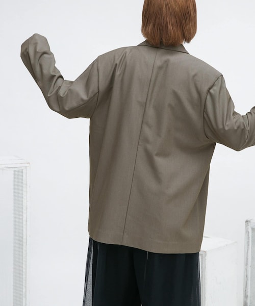 KBF（ケイビーエフ）の「オープンスリーブテーラードジャケット（テーラードジャケット・レディース・SAGE/MOCHA・one）」の10枚目の写真