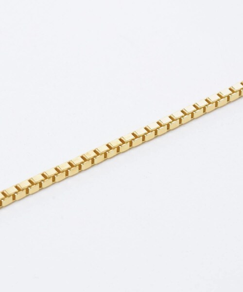 URBAN RESEARCH(アーバンリサーチ)の「TOM WOOD Square Bracelet Gold(ブレスレット・レディース・Gold・-)」の4枚目の写真