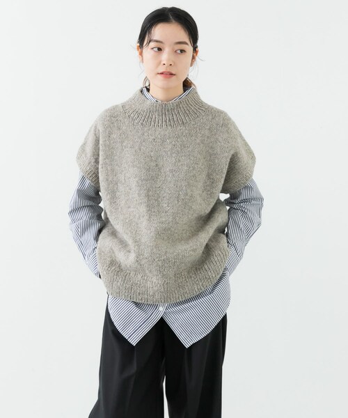 かぐれ（カグレ）の「ペルーワイドニットベスト（ベスト・レディース・IVORY/GRAY・FREE）」の12枚目の写真