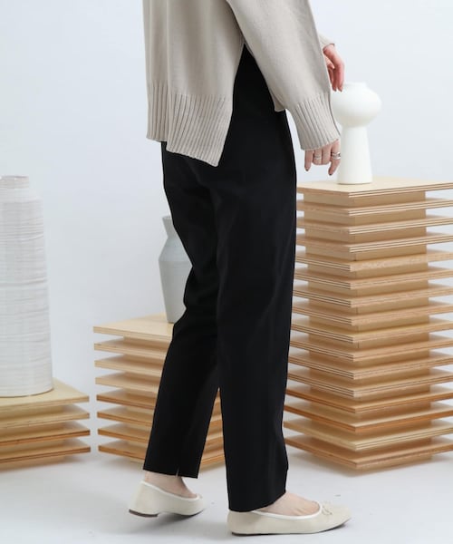 SENSE OF PLACE by URBAN RESEARCH(センスオブプレイスバイアーバンリサーチ)の「ストレッチスリムテーパードパンツ(その他パンツ・レディース・L.KHAKI/IVORY/BLACK/BURGUNDY・XS/S/M/L)」の15枚目の写真