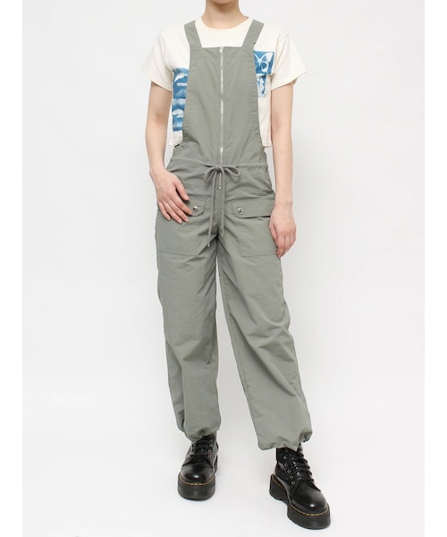 jouetie（ジュエティ）の「フロントZIPジャンプスーツ（つなぎ/オールインワン・レディース・ブラック/ピンク/カーキ・M）」の2枚目の写真