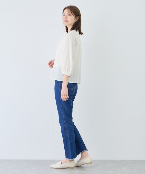 Jayro(ジャイロ)の「ジョーゼットフリルブラウス(シャツ/ブラウス・レディース・ホワイト系/ネイビー/ラベンダー系・M)」の11枚目の写真
