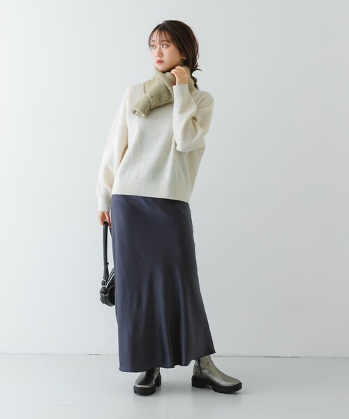 RODE SKO（ロデスコ）の「メランジロングマフラー（マフラー・レディース・BEIGE/CHARCOAL/BLUE・one）」の18枚目の写真