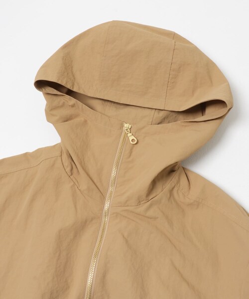 URBAN RESEARCH ROSSO（アーバンリサーチロッソ）の「Mewl　フリルマウンテンパーカー（マウンテンパーカー・レディース・BEIGE/BLACK・Free）」の18枚目の写真