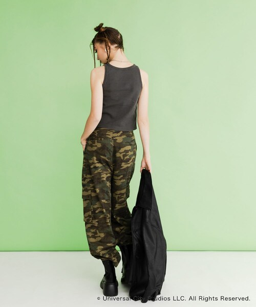 SENSE OF PLACE by URBAN RESEARCH（センスオブプレイスバイアーバンリサーチ）の「『別注』WICKED×SENSE OF PLACE　タンクトップ（タンクトップ・レディース・GREEN/PINK/GRAY・one）」の11枚目の写真