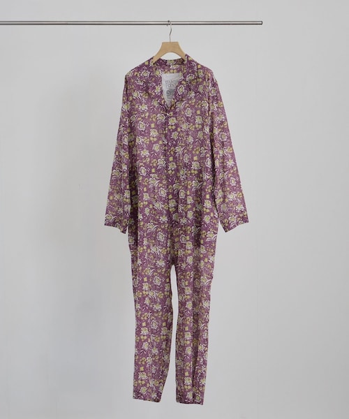ADAM ET ROPE'(アダムエロペ)の「【J'aDoRe・一部店舗限定】【WONDER FULL LIFE/ワンダーフルライフ】トラベラーズオールインワン(つなぎ/オールインワン・レディース・グリーン系/ワイン系・S)」の4枚目の写真