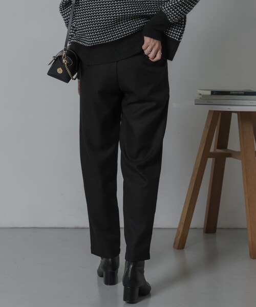 URBAN RESEARCH Sonny Label（アーバンリサーチサニーレーベル）の「TRカラーストレートパンツ（その他パンツ・レディース・ブルー/ブラック/ピンク・36/38）」の8枚目の写真