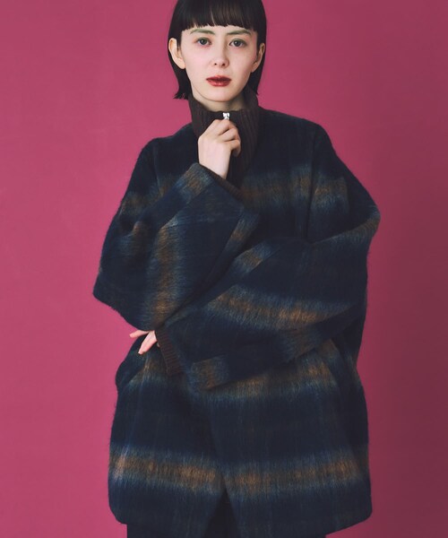 THE GOODLAND MARKET（ザグッドランドマーケット）の「cwtch　CHECK MIDDLE COAT（ノーカラージャケット・レディース・BEIGE/NAVY・FREE）」の2枚目の写真