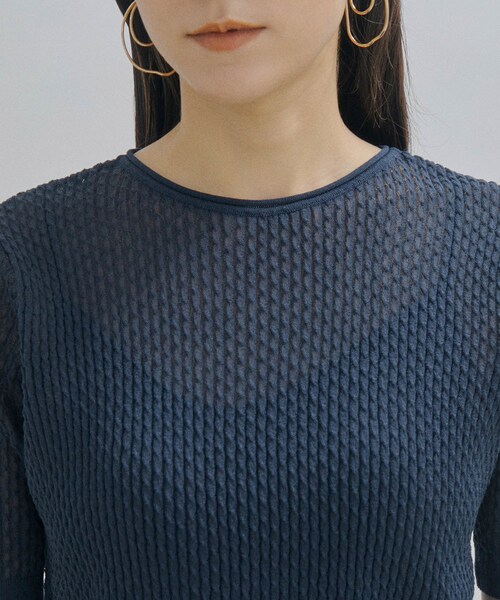 ADAM ET ROPE'（アダムエロペ）の「【公式サイト限定】【BATONER for SALON】SEE THROUGH T-SHIRTS（Tシャツ/カットソー・レディース・ベージュ/ネイビー/サックス・F）」の22枚目の写真