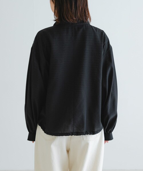 URBAN RESEARCH（アーバンリサーチ）の「シアージップブルゾン（ブルゾン・レディース・KHAKI/OFF/BLACK・FREE）」の15枚目の写真