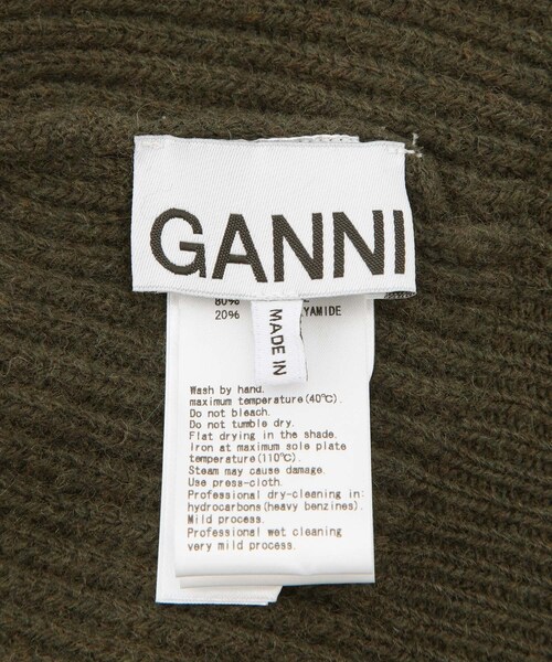 ADAM ET ROPE'(アダムエロペ)の「【公式サイト限定】【GANNI】Light Structured Rib Knit Beanie(ニットキャップ/ビーニー・レディース・カーキ・F)」の9枚目の写真