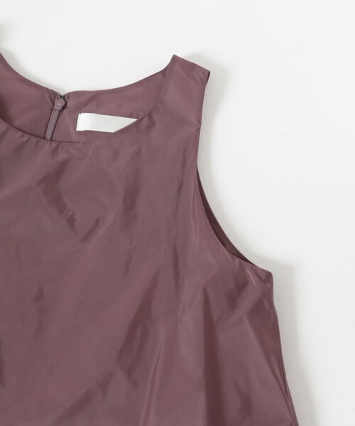 URBAN RESEARCH（アーバンリサーチ）の「AMOMENTO　NYLON VOLUME MINI DRESS（ワンピース・レディース・BLACK/PURPLE・0）」の8枚目の写真