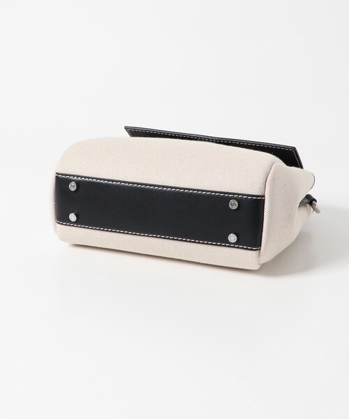 URBAN RESEARCH ROSSO（アーバンリサーチロッソ）の「GIANNI CHIARINI　CLIO（ハンドバッグ・レディース・NATUCAR/NATUNERO・-）」の6枚目の写真