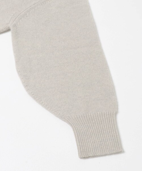 URBAN RESEARCH ROSSO（アーバンリサーチロッソ）の「F by ROSSO　ハミルトンクルーネックニット（ニット/セーター・レディース・L/GREIGE/GRAY/D/CHERRY/BLUE・FREE）」の15枚目の写真