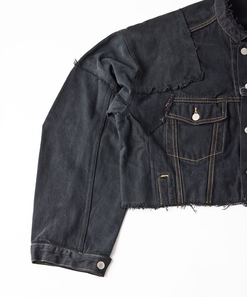 ADAM ET ROPE'(アダムエロペ)の「【QUIITO】REMAKE DENIM SHORT JACKET BLACK(デニムジャケット・レディース・ブラック・F)」の4枚目の写真