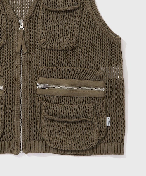 ADAM ET ROPE'（アダムエロペ）の「【YESEYESEE/イエスアイシー】KNITTED UTILITY VEST（ベスト・メンズ・ブラック/カーキ・L/M）」の8枚目の写真