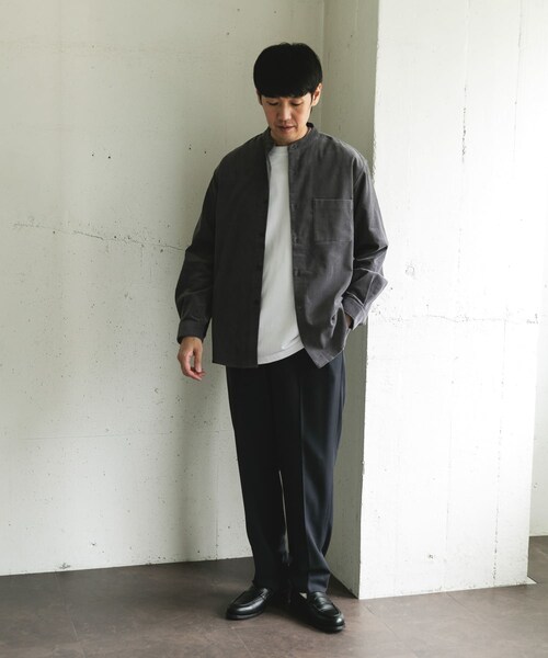 URBAN RESEARCH DOORS（アーバンリサーチドアーズ）の「『UR TECH』コーデュロイバンドカラーシャツ（シャツ/ブラウス・メンズ・GREIGE/BLUEGREEN/CHARCOAL/PAISLEY・M/L）」の12枚目の写真