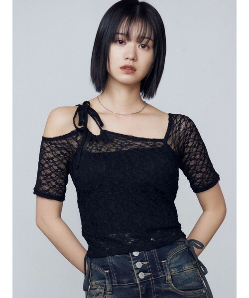 EMODA（エモダ）の「レーススキンフィットトップ（その他トップス・レディース・ホワイト/ブラック/ブラウン・F）」の2枚目の写真