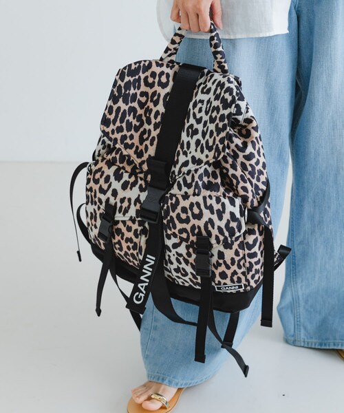 URBAN RESEARCH(アーバンリサーチ)の「GANNI Recycled Tech Backpack P(バックパック/リュック・レディース・Leopard・-)」の2枚目の写真