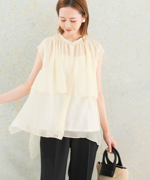 URBAN RESEARCH ROSSO（アーバンリサーチロッソ）の「グロッシーレイヤードブラウス（シャツ/ブラウス・レディース・CREAM/SAX/BRONZE・FREE）」の6枚目の写真