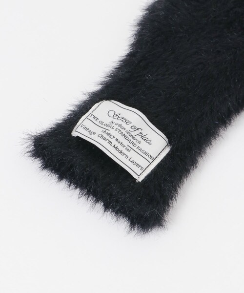 SENSE OF PLACE by URBAN RESEARCH(センスオブプレイスバイアーバンリサーチ)の「シャギーニットグローブ(ベルト・レディース・BLUE/OFF WHITE/BLACK・one)」の15枚目の写真