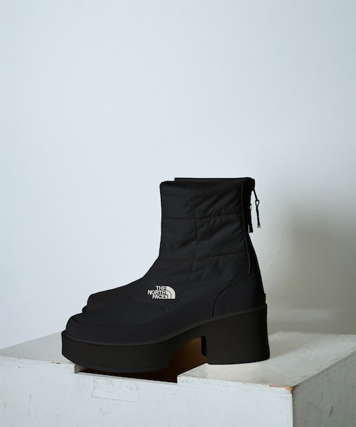 ADAM ET ROPE'(アダムエロペ)の「【THE NORTH FACE(ザ・ノース・フェイス)】カルミア ヌプシ ブーツ ウォータープルーフ(ブーツ・レディース・ブラック/オフホワイト・6/7/8)」の7枚目の写真