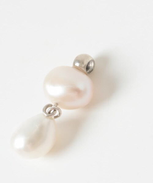 URBAN RESEARCH（アーバンリサーチ）の「PLOW　Charm Two Pieces Pearl（チャーム・レディース・Silver925・-）」の4枚目の写真