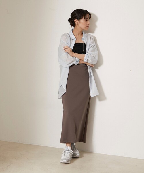 NERGY（ナージー）の「【skin wear】UV＆接触冷感＆保湿加工 Airy jerseyイージーラップスカート（スカート・レディース・イエロー/ブラウン・F）」の5枚目の写真