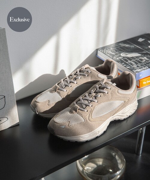 URBAN RESEARCH DOORS(アーバンリサーチドアーズ)の「『別注』MOONSTAR×DOORS STUDEN(スニーカー・レディース・URD BLACK/URD TAUPE・23/23.5/24/24.5/25)」の3枚目の写真