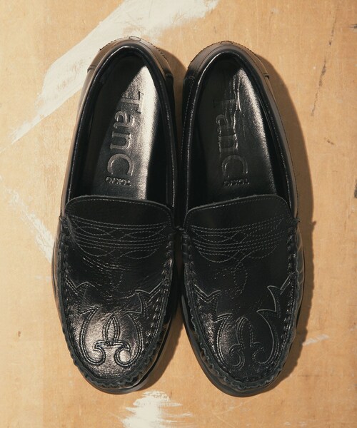 URBAN RESEARCH(アーバンリサーチ)の「TanC TOKYO WESTAN LOAFERS(ローファー・レディース・BLACK・23.5/24/24.5)」の2枚目の写真