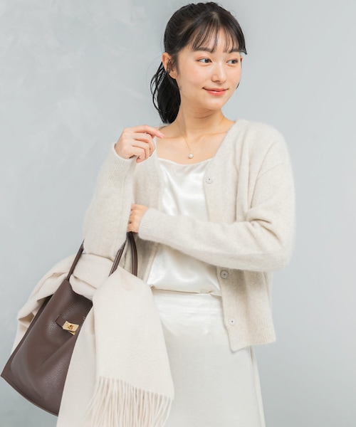 URBAN RESEARCH ROSSO(アーバンリサーチロッソ)の「エアリーニット2WAYカーディガン(カーディガン/ボレロ・レディース・G/WHITE/BEIGE/BLACK・Free)」の1枚目の写真