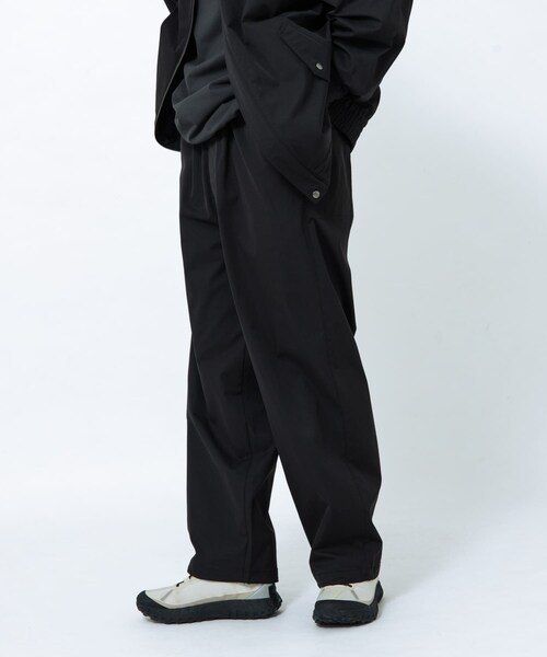 EKAL（エカル）の「SOLOTEXツイルイージートラウザー（その他パンツ・メンズ・ネイビー/ブラック・M/L）」の6枚目の写真